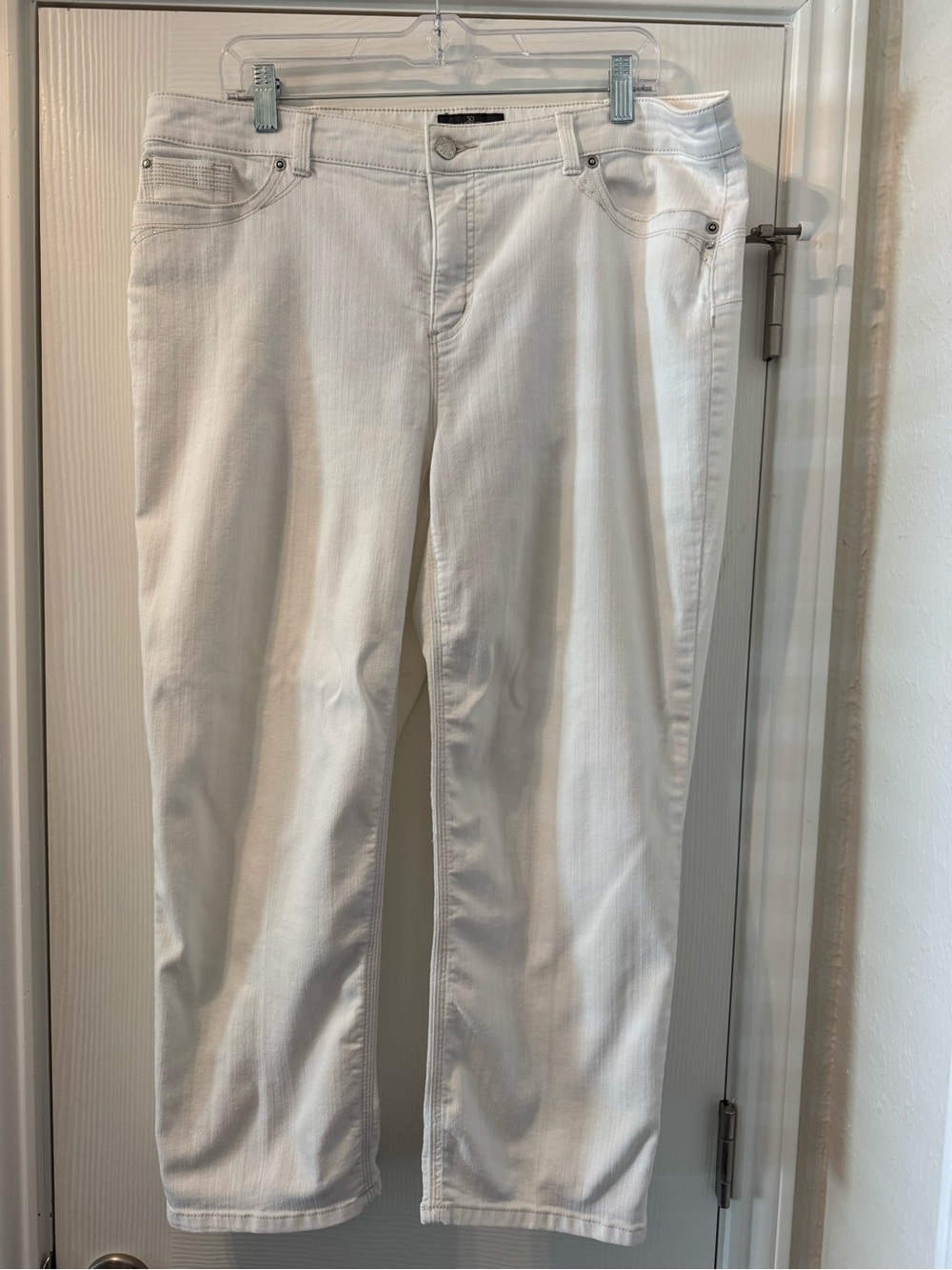 Chico's White Straight-Leg Ankle Length Stretch Jeans 1XL ( (Chico’s 3)